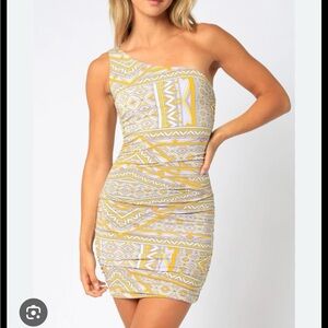 Olivaceous Yellow and Cream Geometric Print Dress